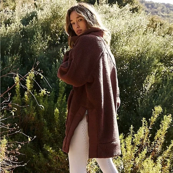 Free People Viewpoint Midi Fleece Size Medium NWT - Picture 4 of 16